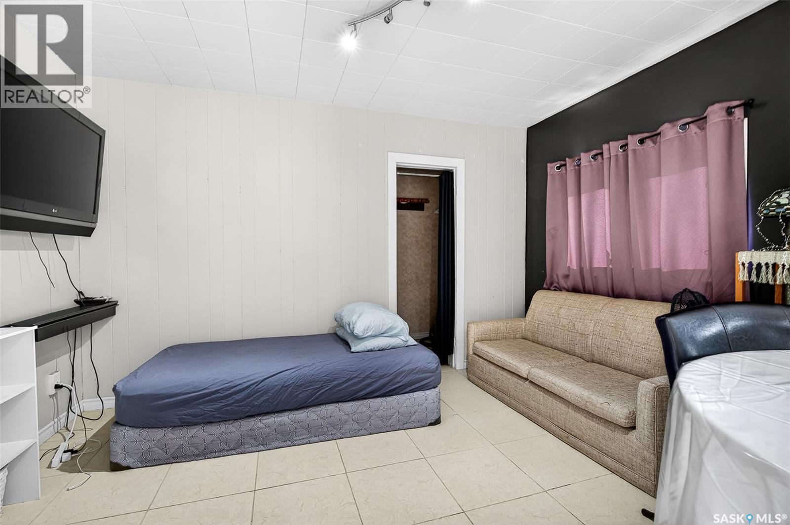 174 Ominica Street W, Moose Jaw, Saskatchewan  S6H 1X2 - Photo 33 - SK026978