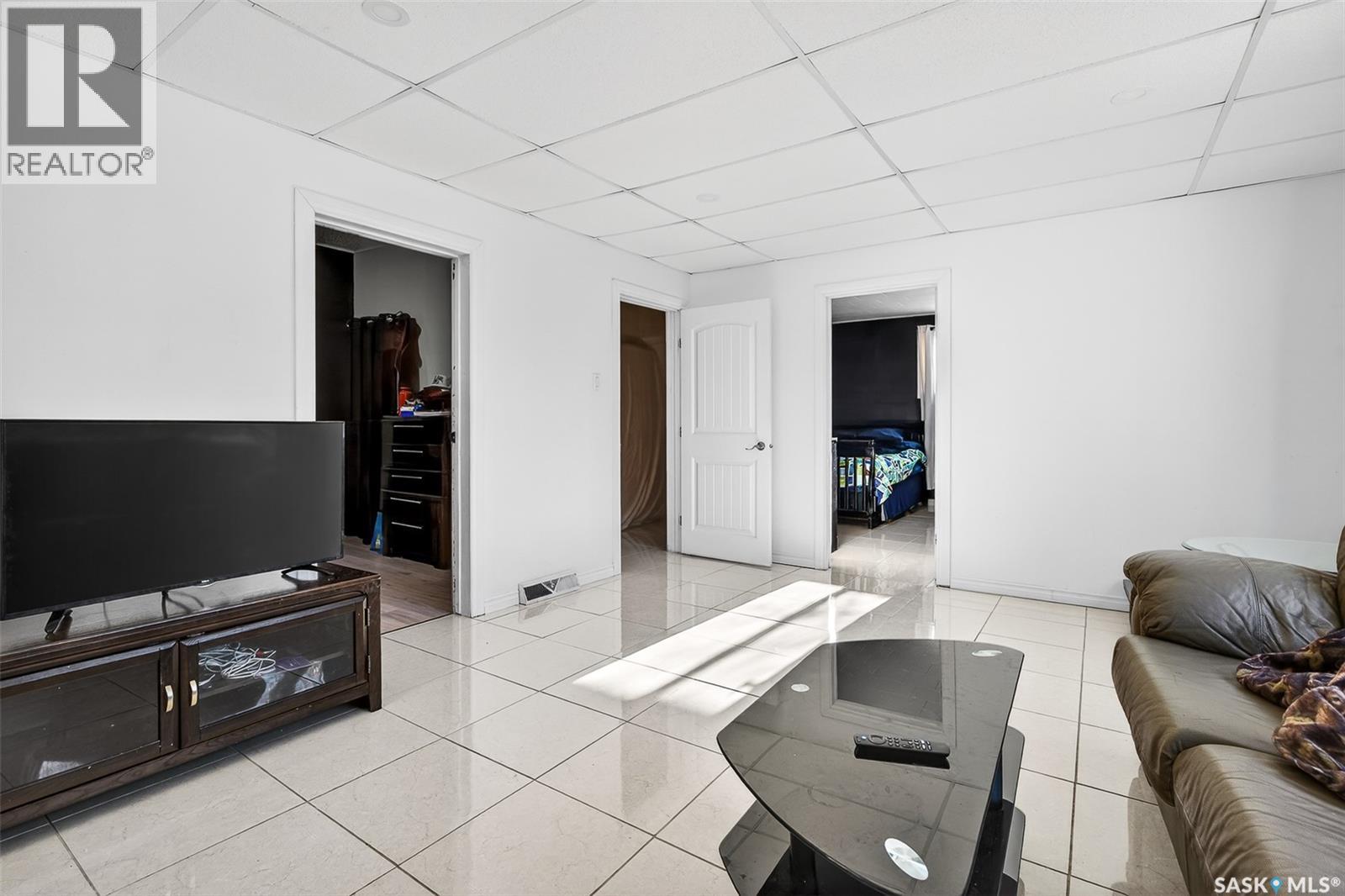 174 Ominica Street W, Moose Jaw, Saskatchewan  S6H 1X2 - Photo 9 - SK026978