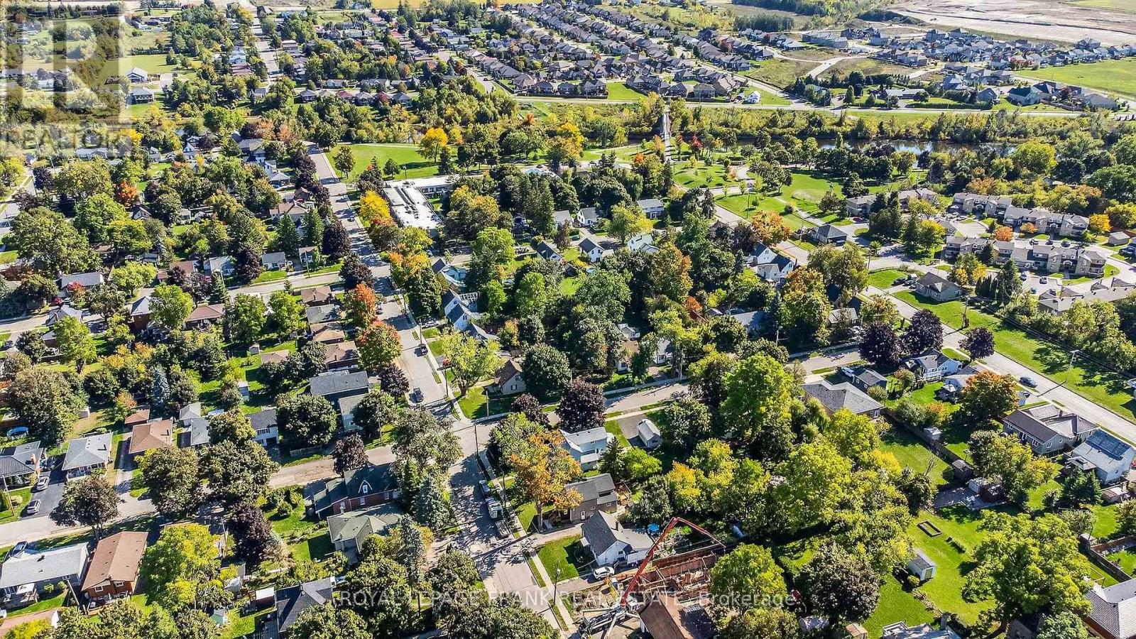 32 Melbourne Street E, Kawartha Lakes, Ontario  K9V 1X7 - Photo 40 - X12509228