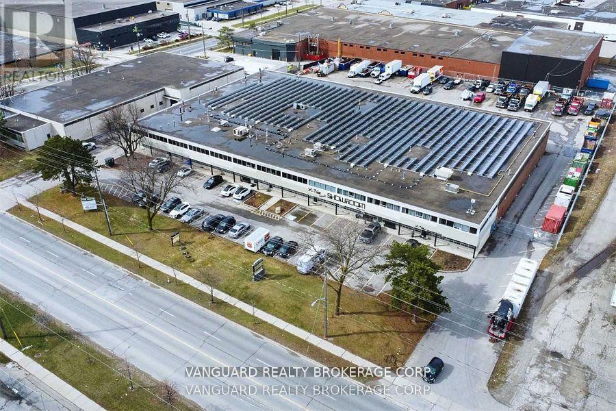 3 - 78 Signet Drive, Toronto, Ontario  M9L 1T2 - Photo 11 - W12710712