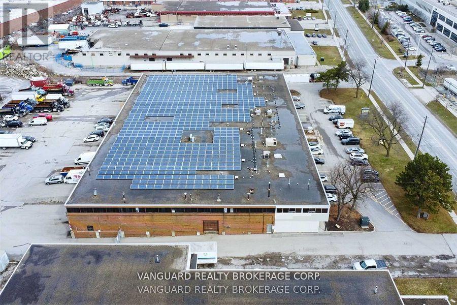 3 - 78 Signet Drive, Toronto, Ontario  M9L 1T2 - Photo 15 - W12710712