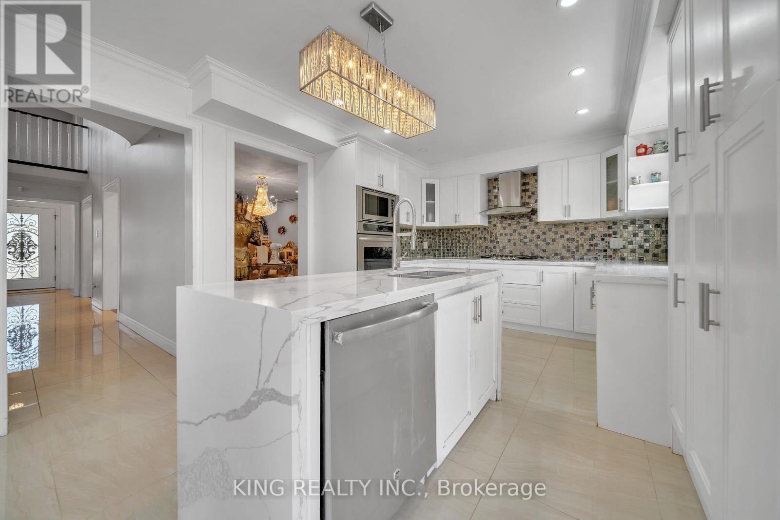 2606 Ambercroft Trail, Mississauga, Ontario  L5M 4K3 - Photo 19 - W12710718