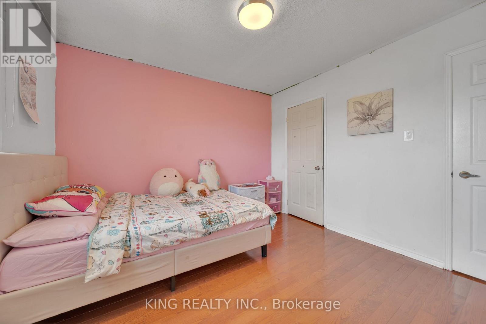 2606 Ambercroft Trail, Mississauga, Ontario  L5M 4K3 - Photo 33 - W12710718