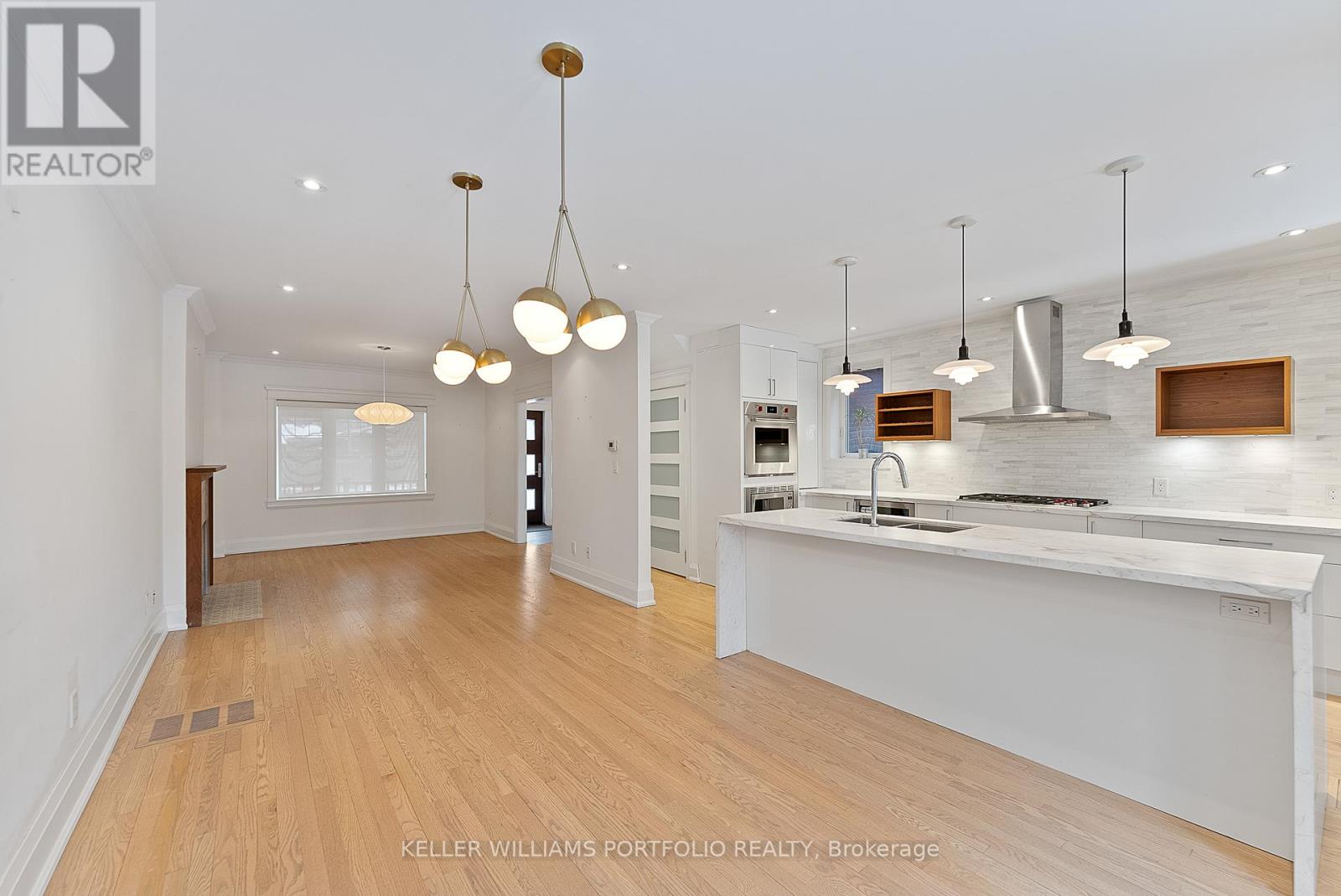 329 Armadale Avenue, Toronto, Ontario  M6S 3X5 - Photo 14 - W12710742