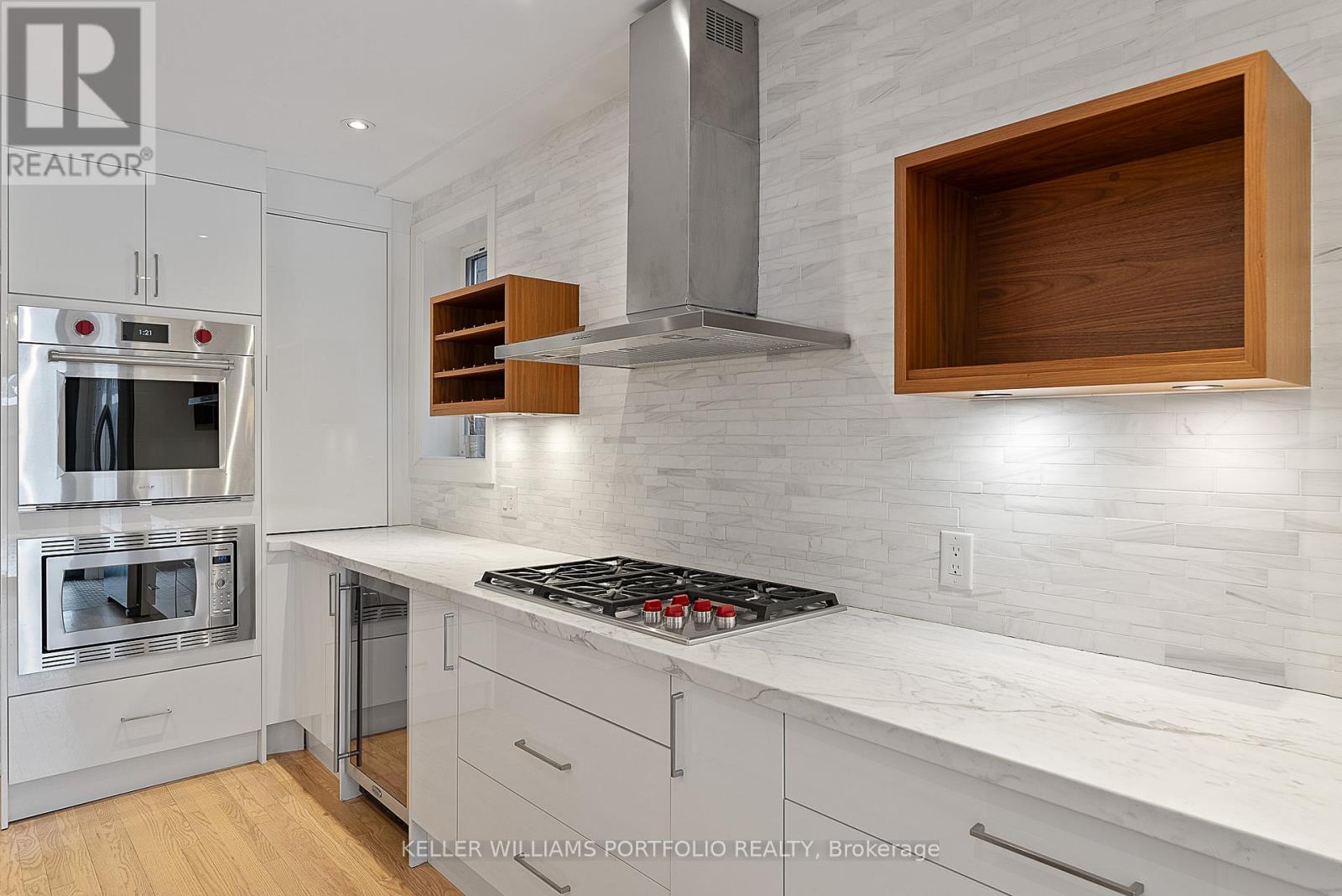 329 Armadale Avenue, Toronto, Ontario  M6S 3X5 - Photo 20 - W12710742