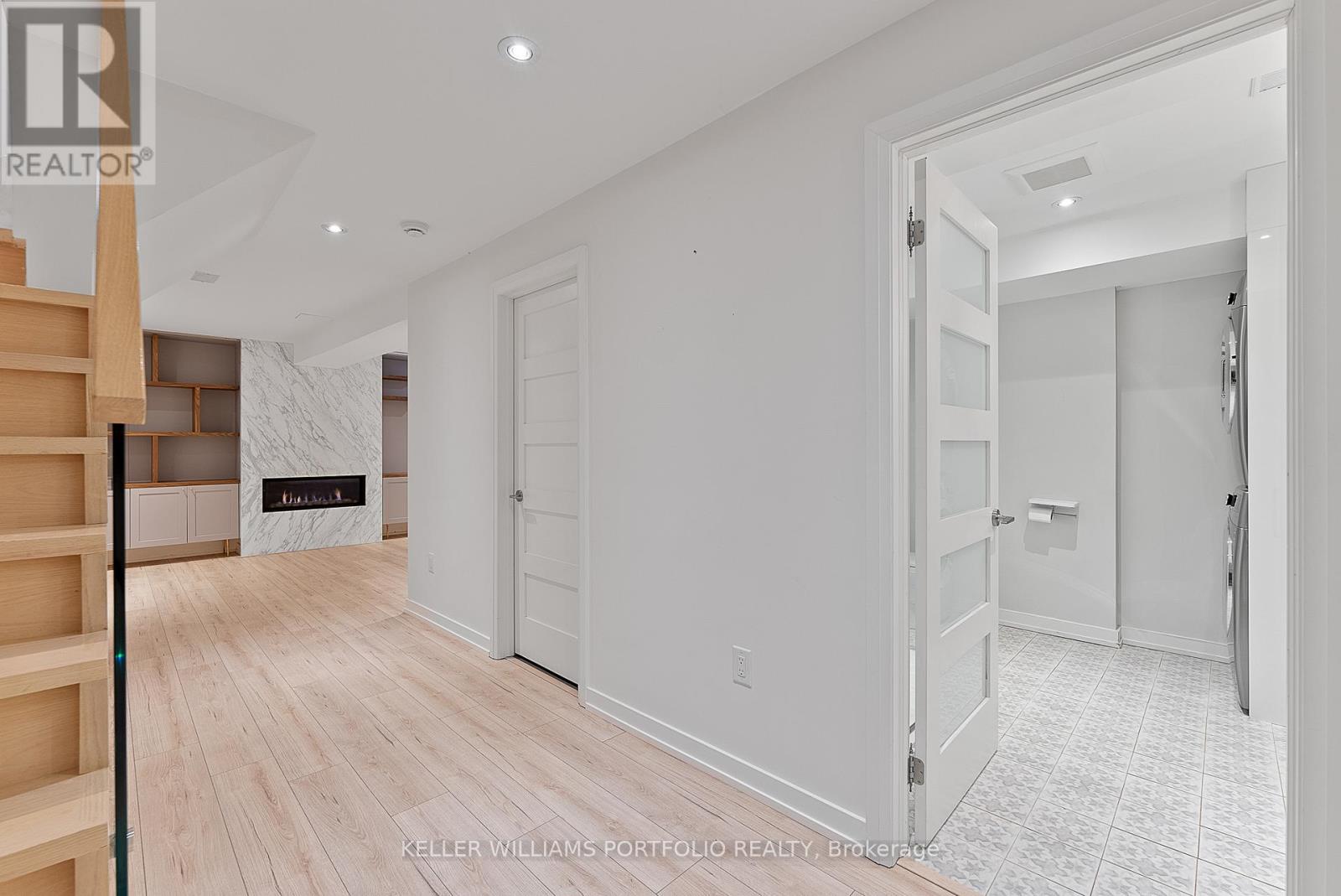 329 Armadale Avenue, Toronto, Ontario  M6S 3X5 - Photo 38 - W12710742