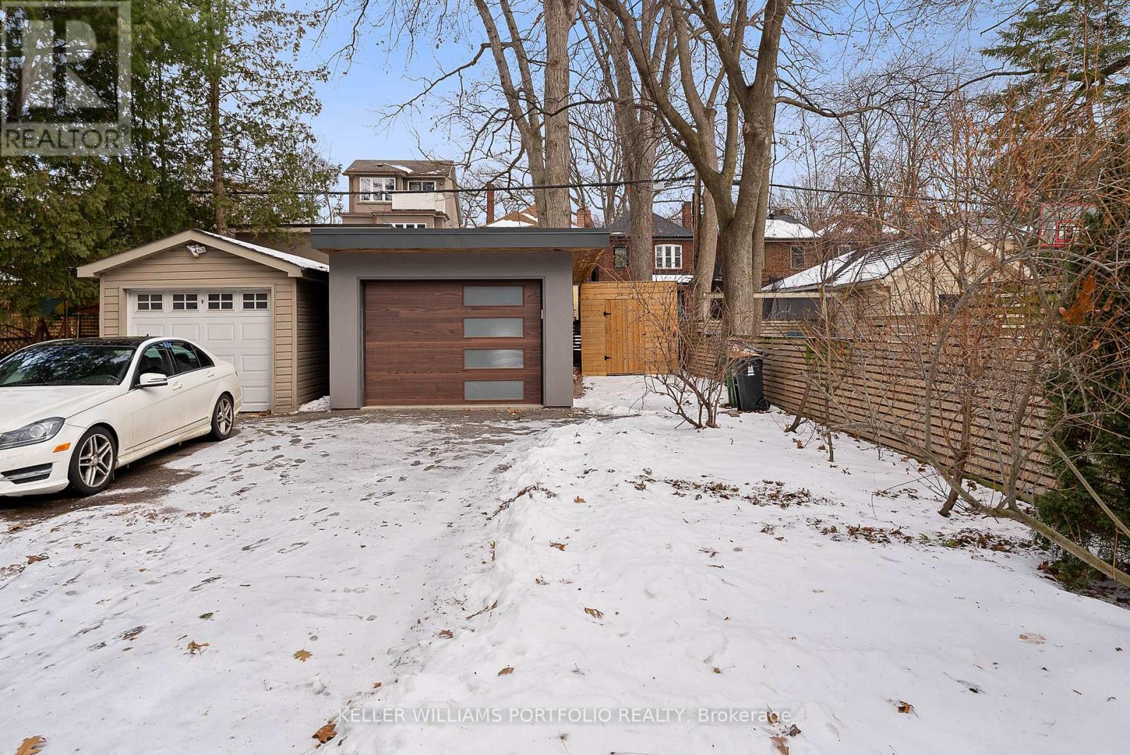 329 Armadale Avenue, Toronto, Ontario  M6S 3X5 - Photo 48 - W12710742