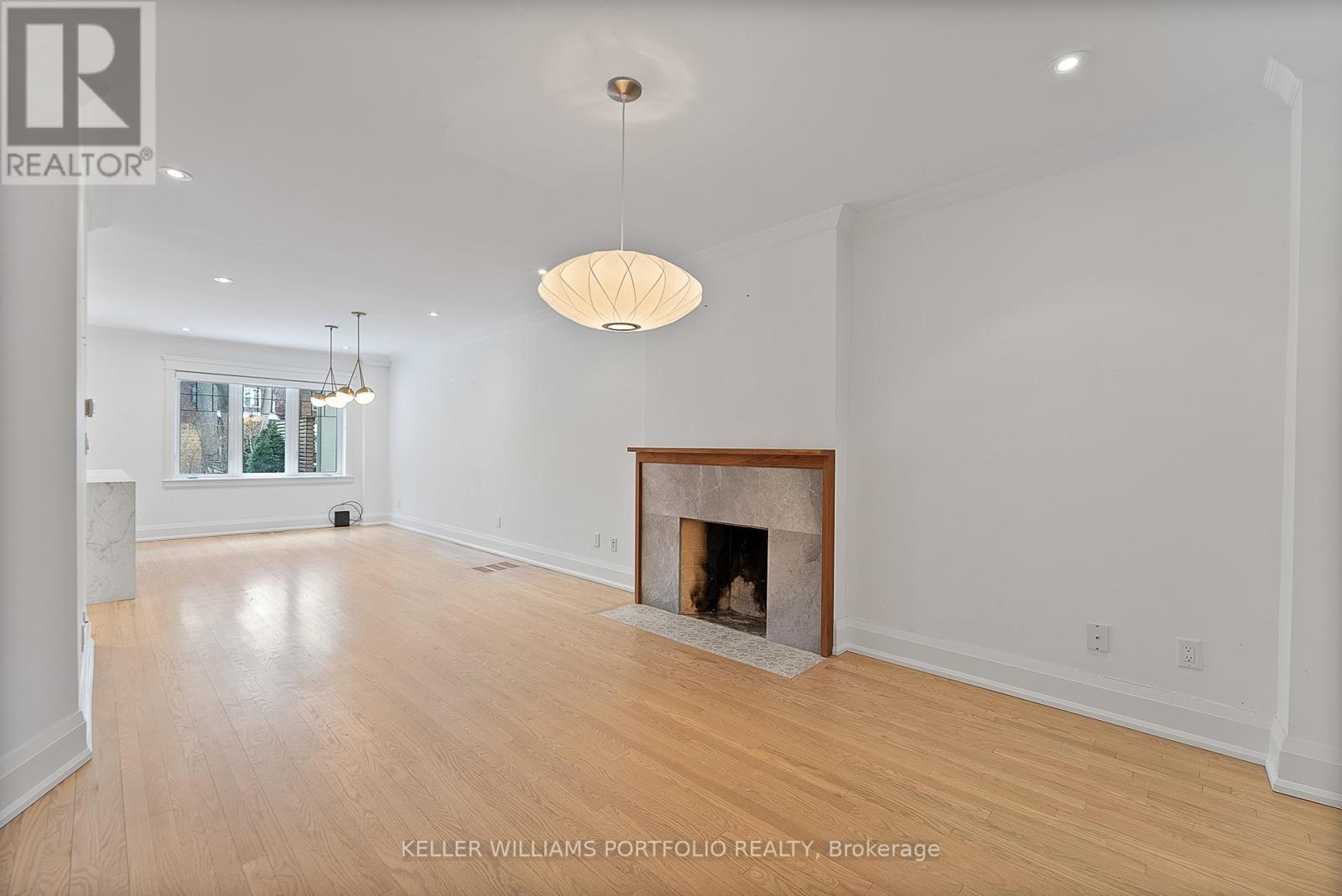 329 Armadale Avenue, Toronto, Ontario  M6S 3X5 - Photo 7 - W12710742