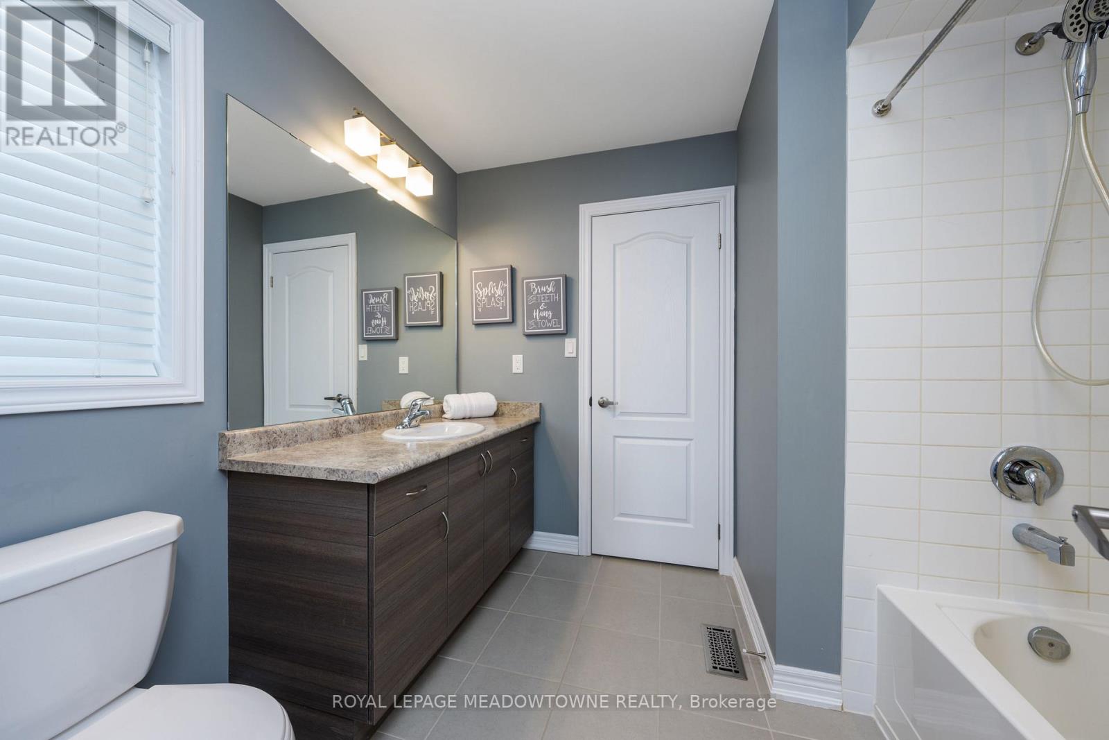 71 Northwest Court, Halton Hills, Ontario  L7G 0K7 - Photo 27 - W12710752