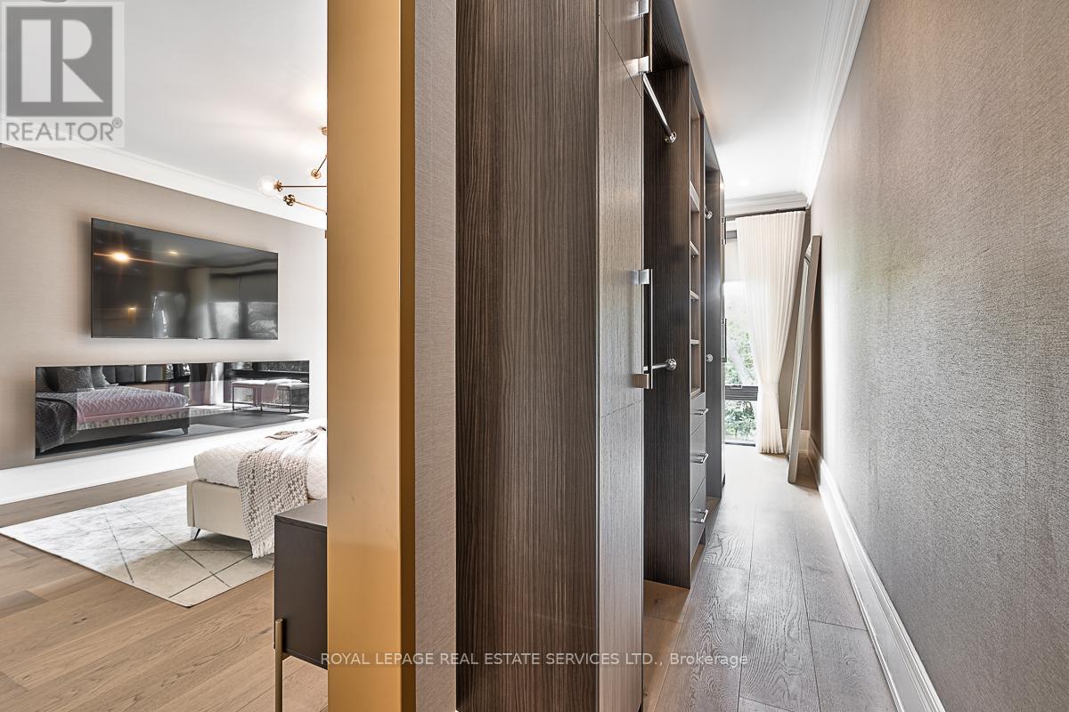 204 Maple Grove Drive, Oakville, Ontario  L6J 4V3 - Photo 24 - W12710790