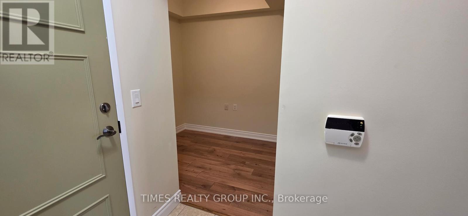 1705 - 3 Marine Parade Drive, Toronto, Ontario  M8V 3Z5 - Photo 6 - W12710830