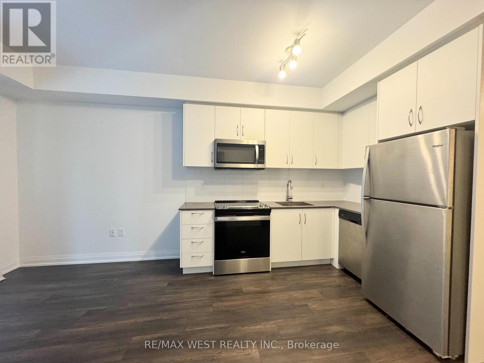 106 - 96 Attmar Drive, Brampton, Ontario  L6P 0Y6 - Photo 6 - W12710546