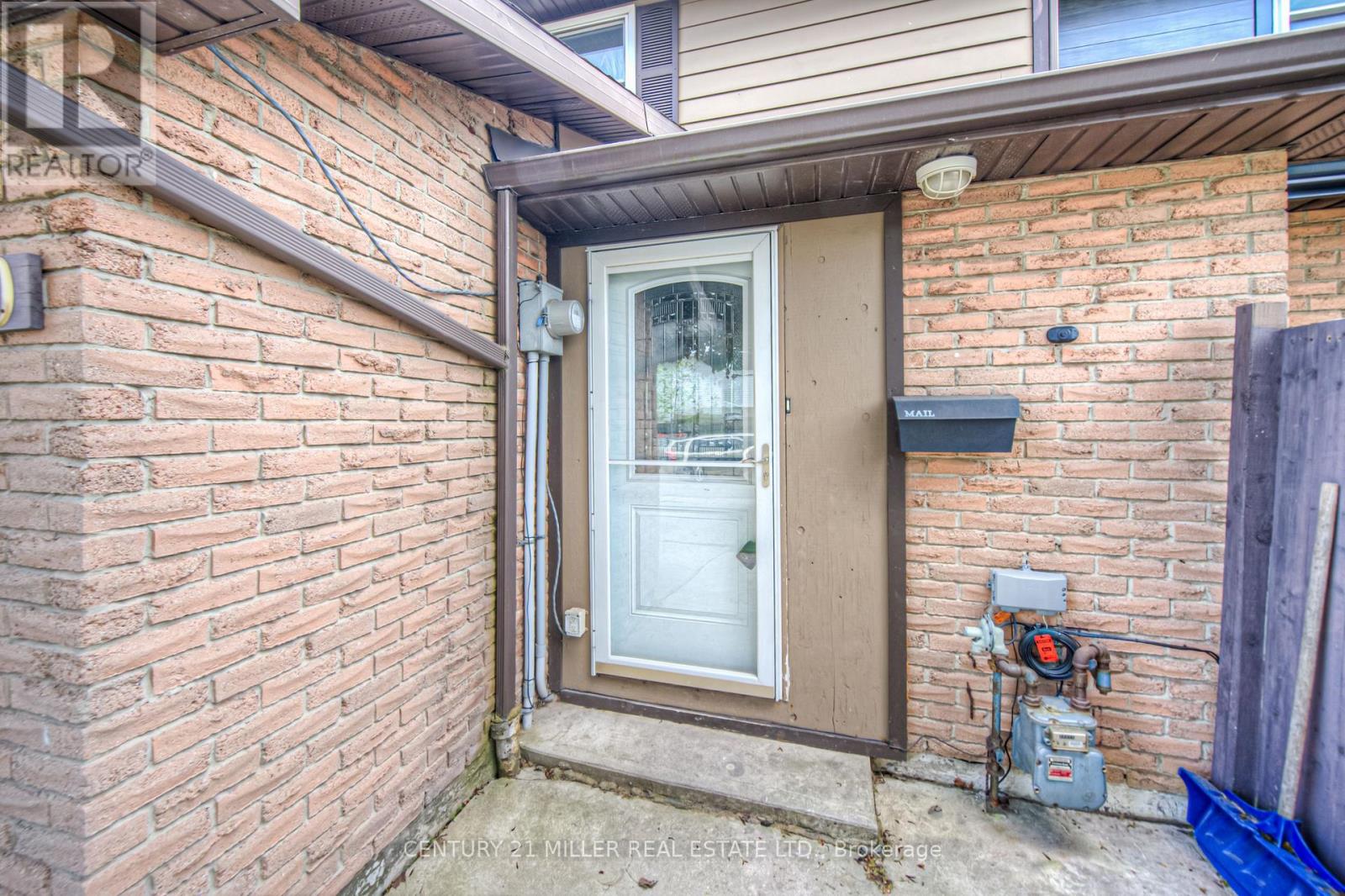 110 Gledhill Crescent, Hamilton, Ontario  L9C 6H4 - Photo 4 - X12710676
