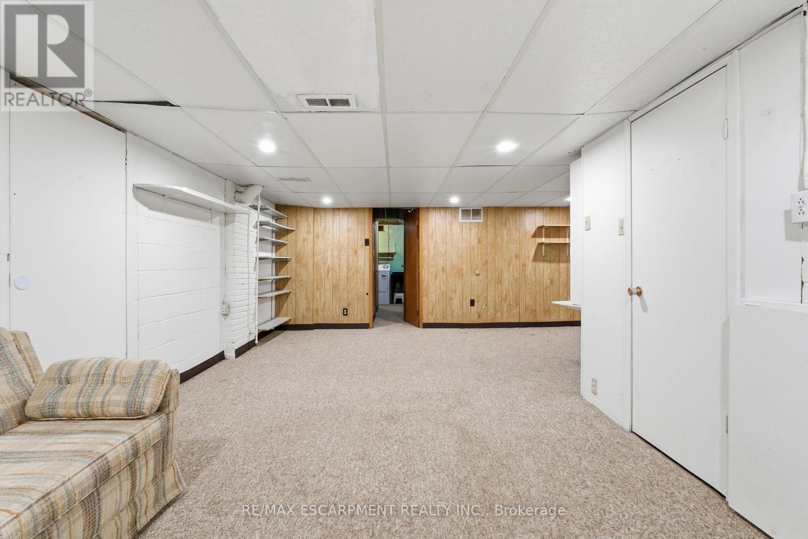 53 Livingston Avenue, Grimsby, Ontario  L3M 1L3 - Photo 24 - X12710678