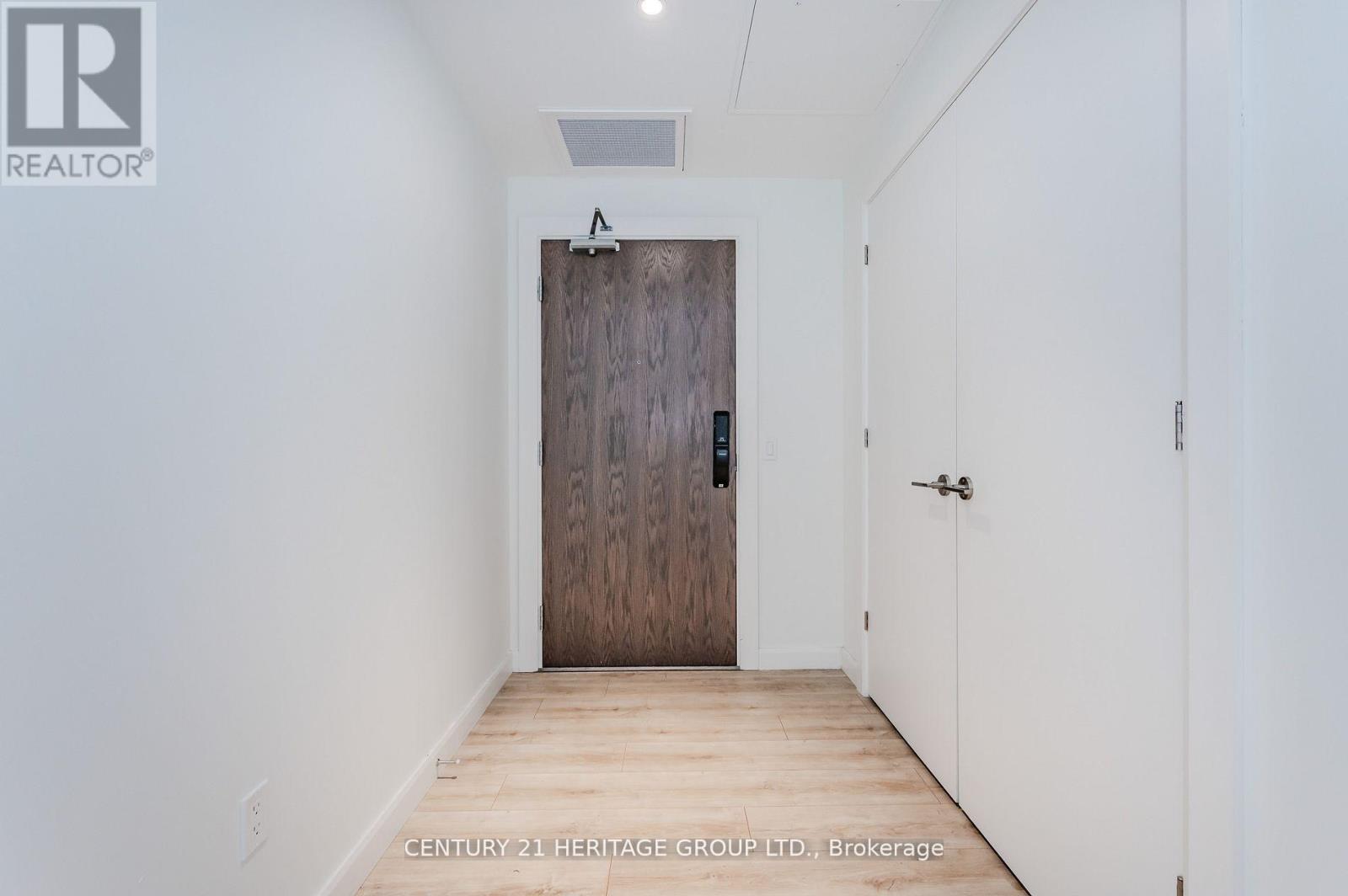 703 - 741 King Street W, Kitchener, Ontario  N2G 1E5 - Photo 11 - X12710708