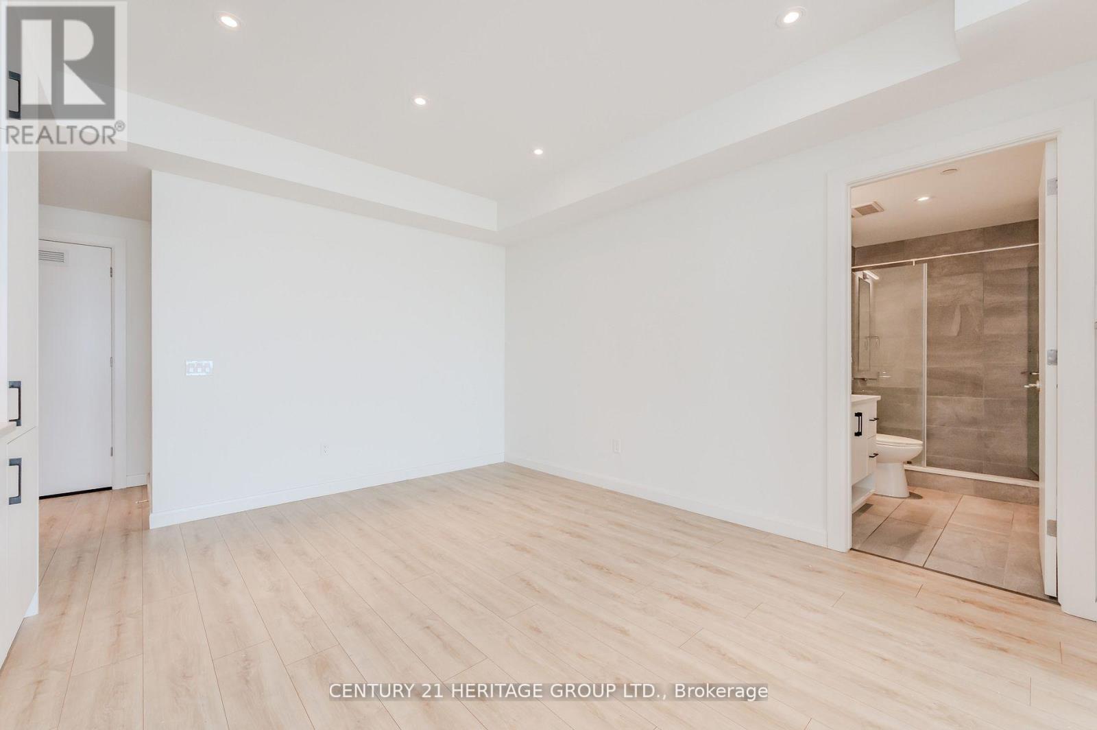 703 - 741 King Street W, Kitchener, Ontario  N2G 1E5 - Photo 16 - X12710708