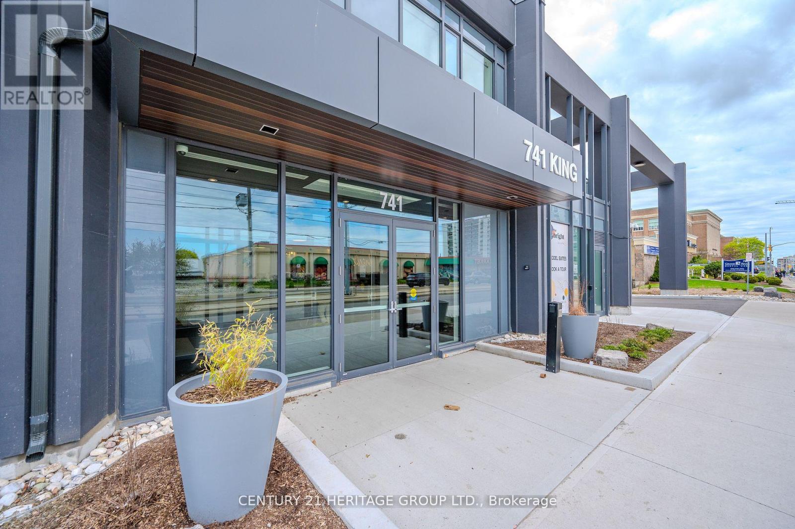 703 - 741 King Street W, Kitchener, Ontario  N2G 1E5 - Photo 34 - X12710708