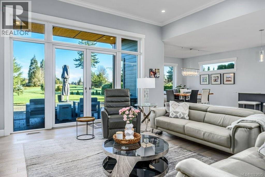 229 1290 Crown Isle Dr, Courtenay, British Columbia  V9N 0B8 - Photo 16 - 1023625