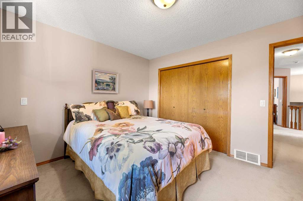 164 Stonegate Close Nw, Airdrie, Alberta  T4B 2V2 - Photo 11 - A2276422