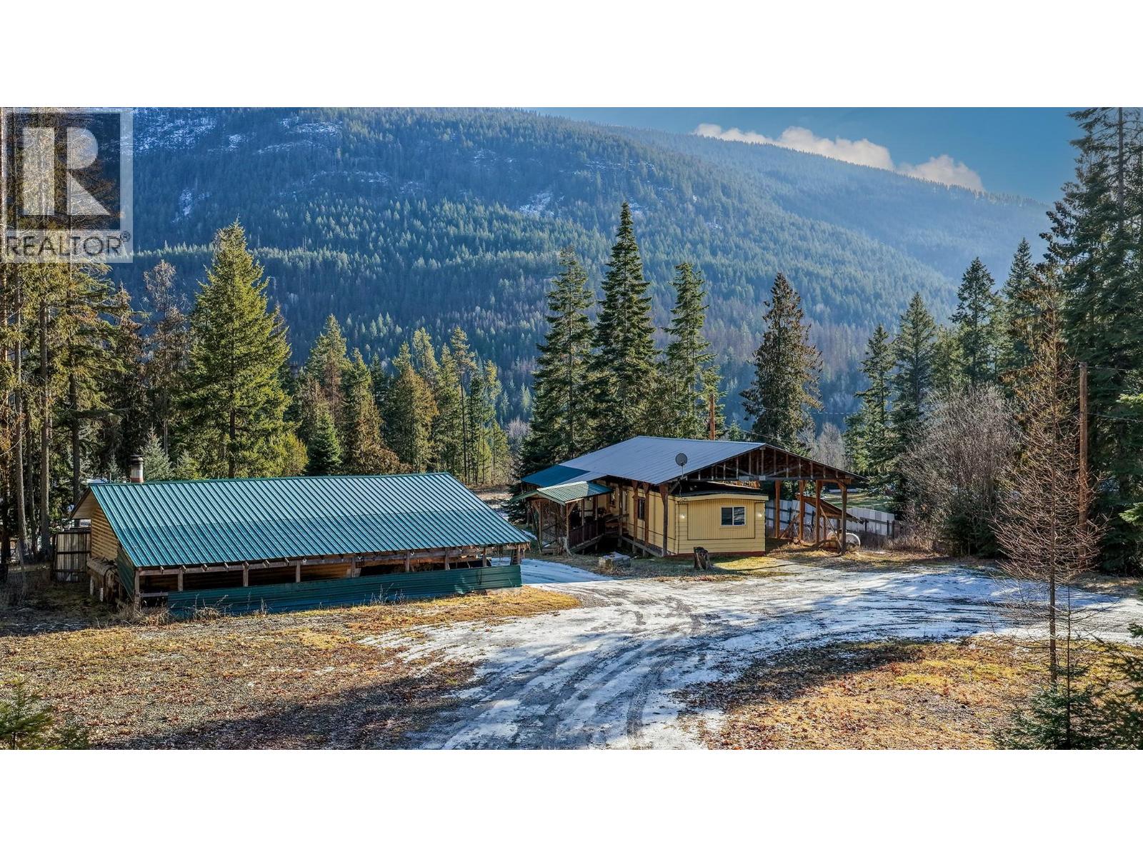 4717 GOAT RIVER NORTH Road, arrow creek, British Columbia