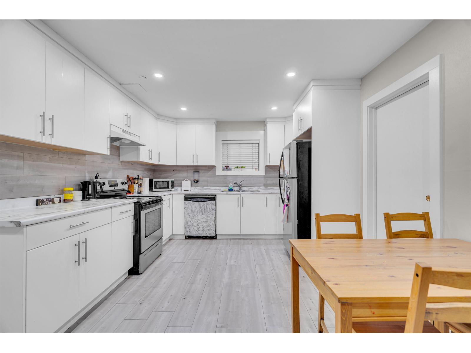 17834 60 Avenue, Surrey, British Columbia  V3S 1V4 - Photo 8 - R3080307