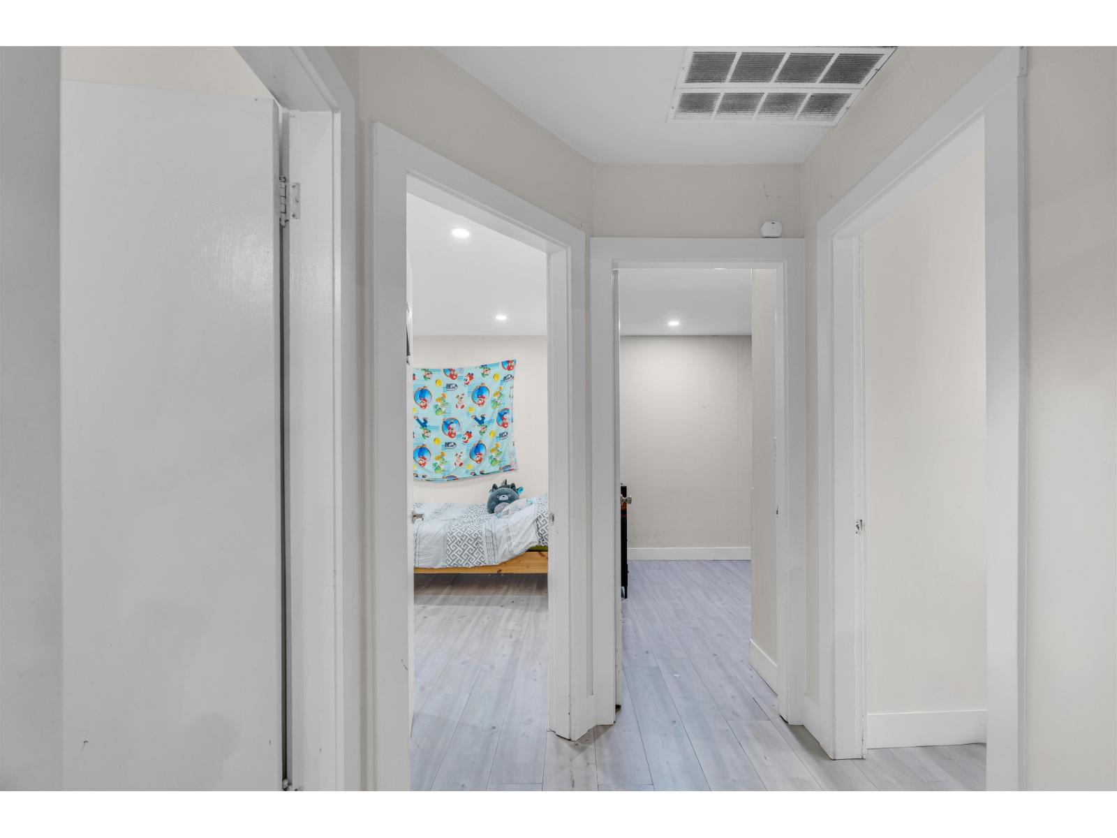 17834 60 Avenue, Surrey, British Columbia  V3S 1V4 - Photo 13 - R3080307