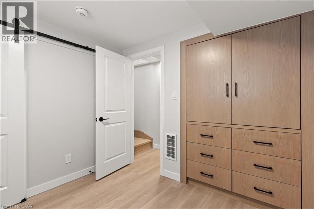 2 Pipers Green Court Unit# 3, Kitchener, Ontario  N2E 3C6 - Photo 21 - 40799416