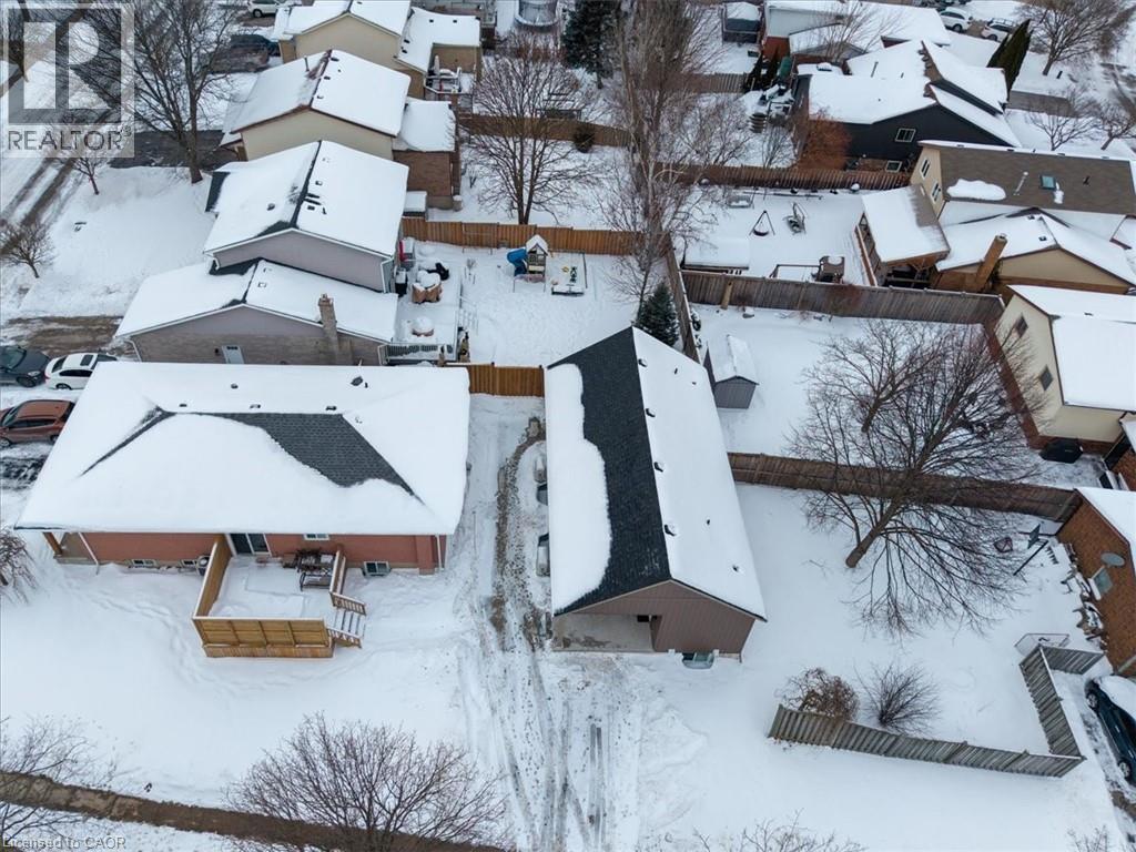 2 Pipers Green Court Unit# 3, Kitchener, Ontario  N2E 3C6 - Photo 22 - 40799416