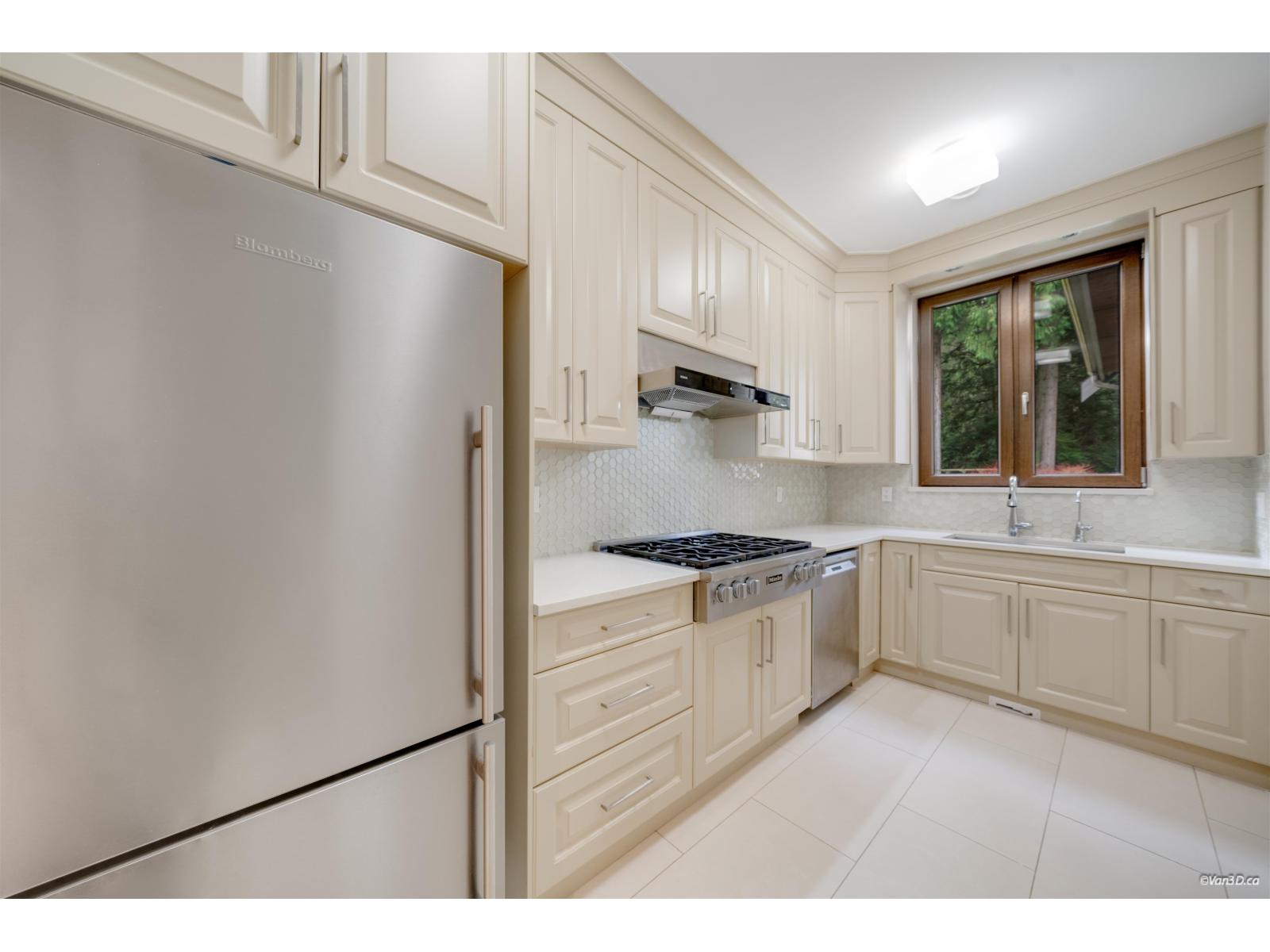 2891 138 Street, Surrey, British Columbia  V4P 1T6 - Photo 11 - R3080837