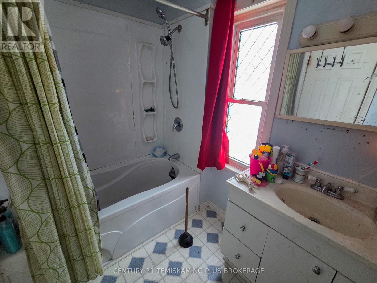 636 Brewster Street, Temiskaming Shores, Ontario  P0J 1K0 - Photo 11 - T12710906