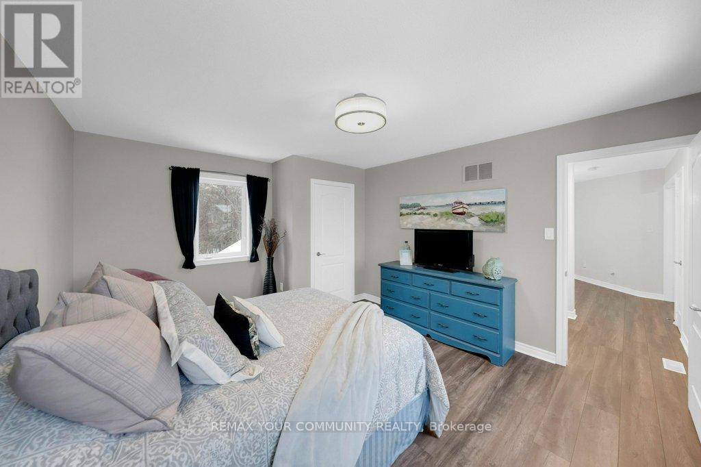 373 Gilpin Drive, Newmarket, Ontario  L3X 3H2 - Photo 26 - N12695156