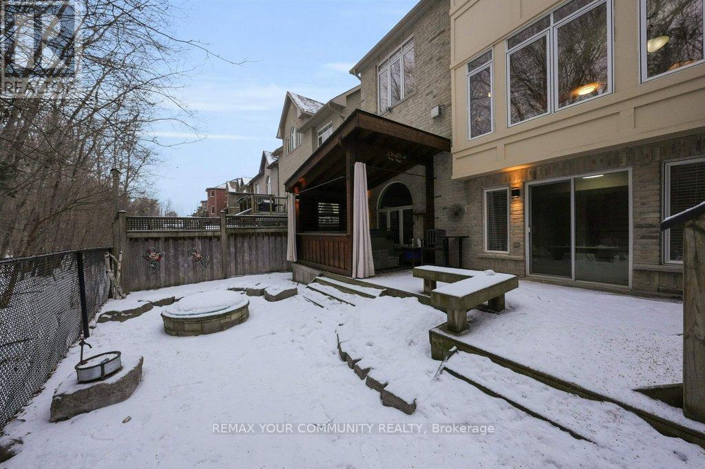 373 Gilpin Drive, Newmarket, Ontario  L3X 3H2 - Photo 36 - N12695156