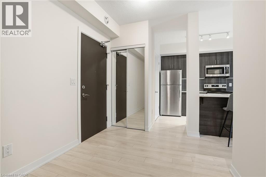 550 North Service Road Unit# 404, Grimsby, Ontario  L3M 4E8 - Photo 3 - 40784190