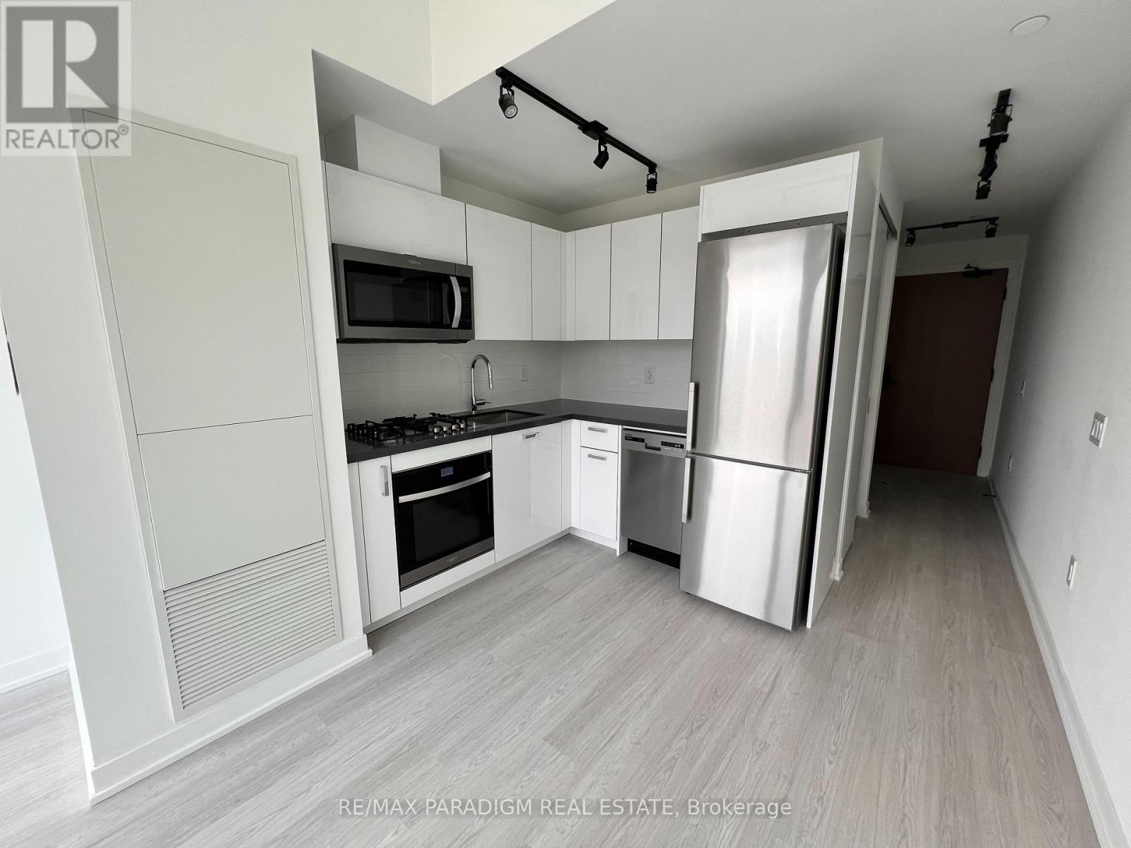 1706 - 195 Mccaul Street, Toronto, Ontario  M5T 0E5 - Photo 5 - C12710888