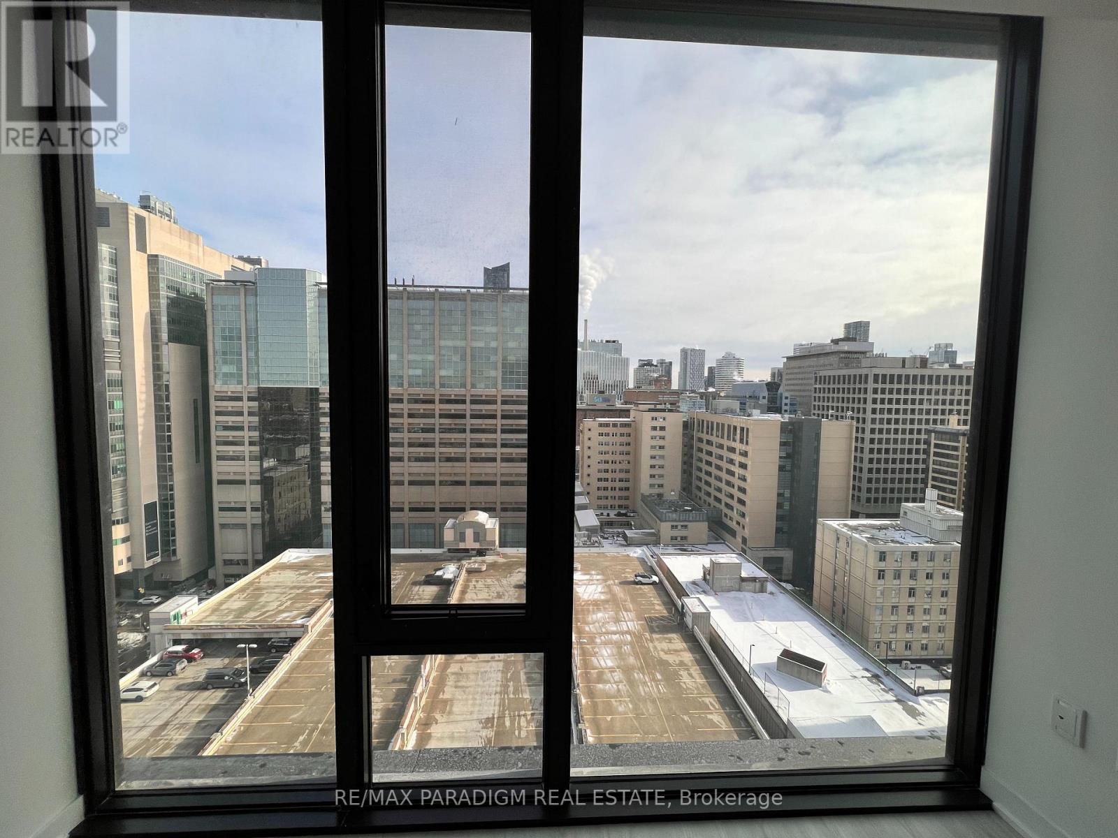 1706 - 195 Mccaul Street, Toronto, Ontario  M5T 0E5 - Photo 8 - C12710888