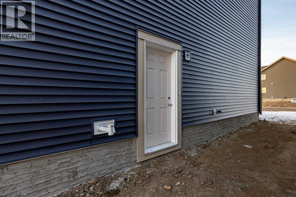 506 Ranch Green, Strathmore, Alberta  T1P 2H9 - Photo 2 - A2267927