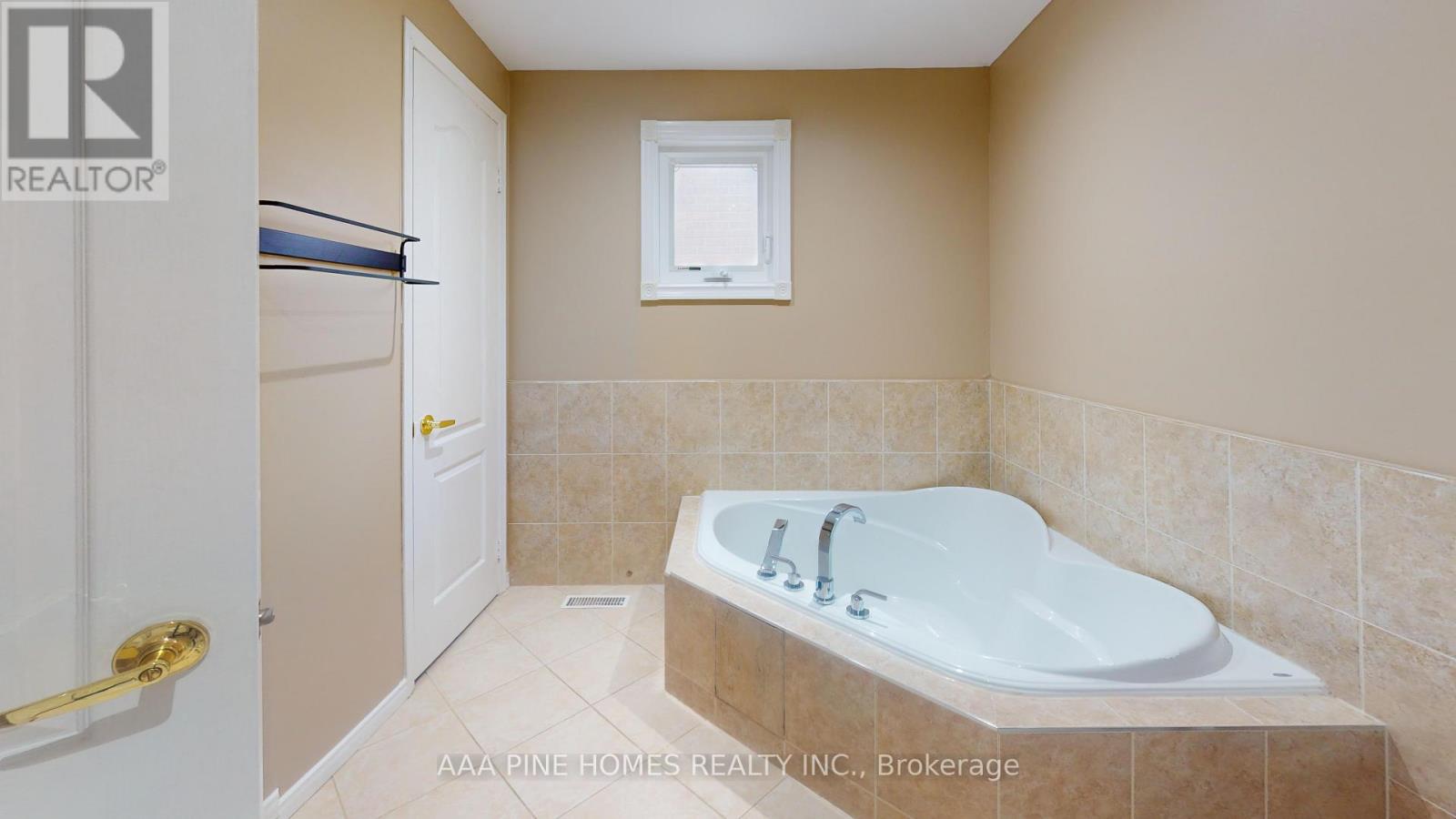 600 Whistler Drive, Oshawa, Ontario  L1J 8K2 - Photo 29 - E12710890