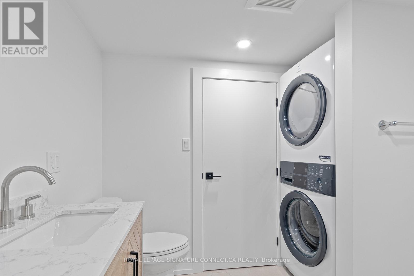 Lower - 93 Highfield Road, Toronto, Ontario  M4L 2T9 - Photo 13 - E12710936