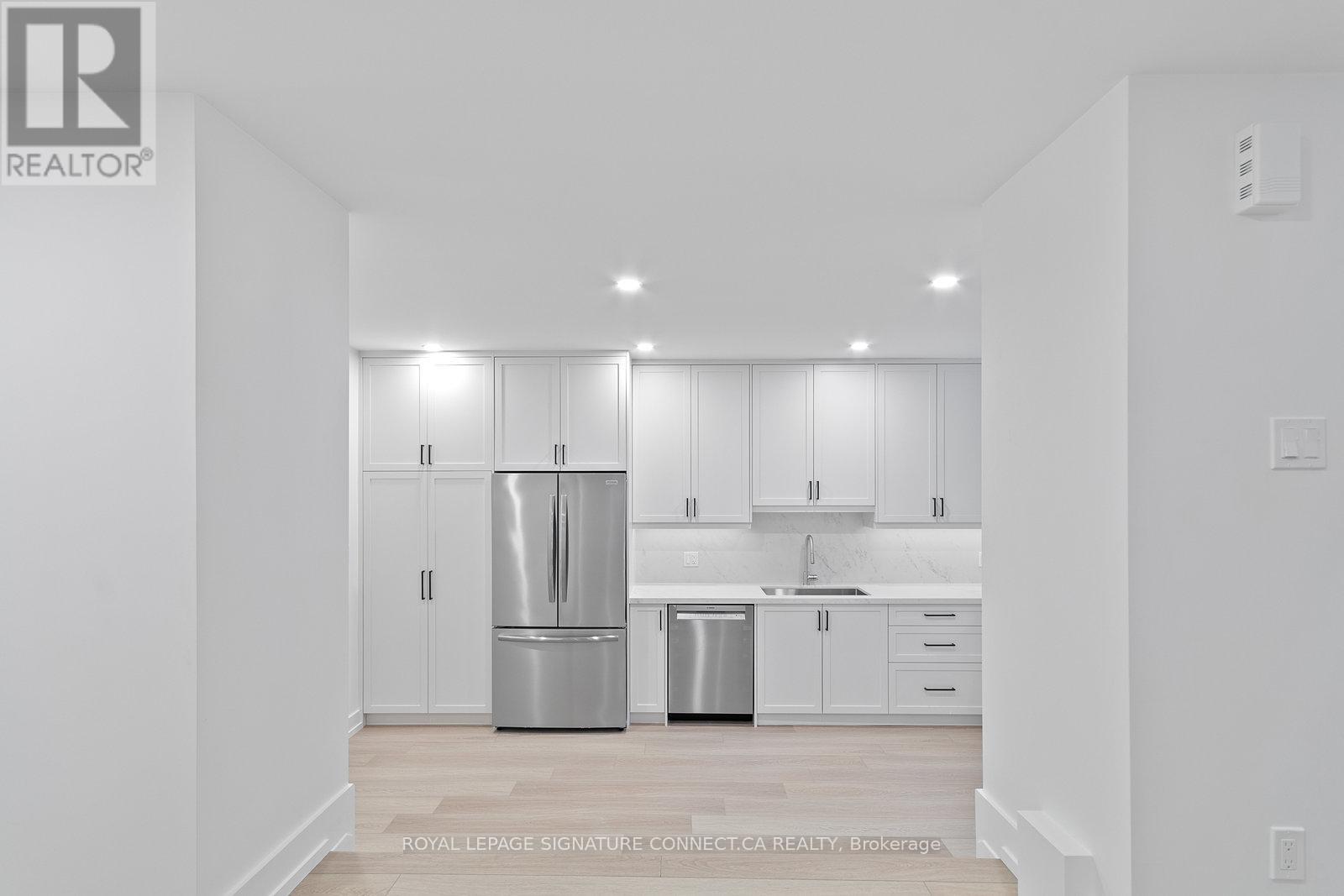 Lower - 93 Highfield Road, Toronto, Ontario  M4L 2T9 - Photo 6 - E12710936