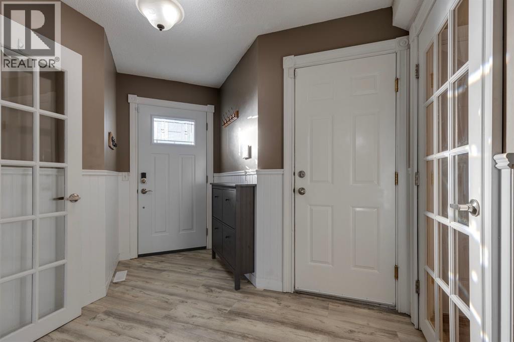 22 Hidden Spring Court Nw, Calgary, Alberta  T3A 5J4 - Photo 3 - A2279189