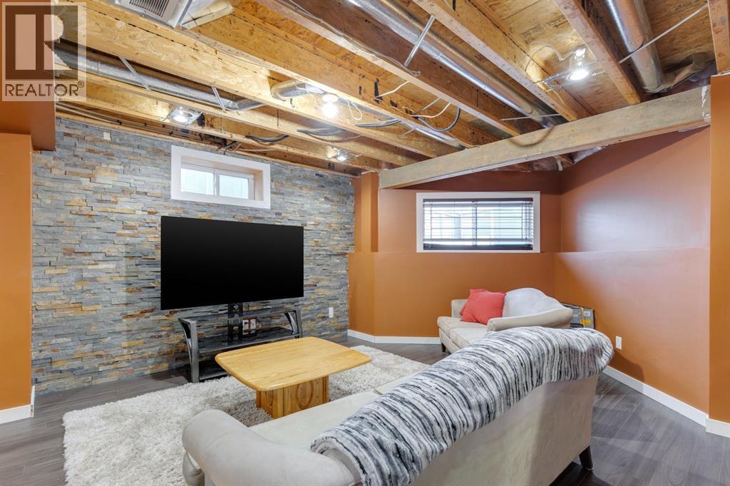 22 Hidden Spring Court Nw, Calgary, Alberta  T3A 5J4 - Photo 29 - A2279189