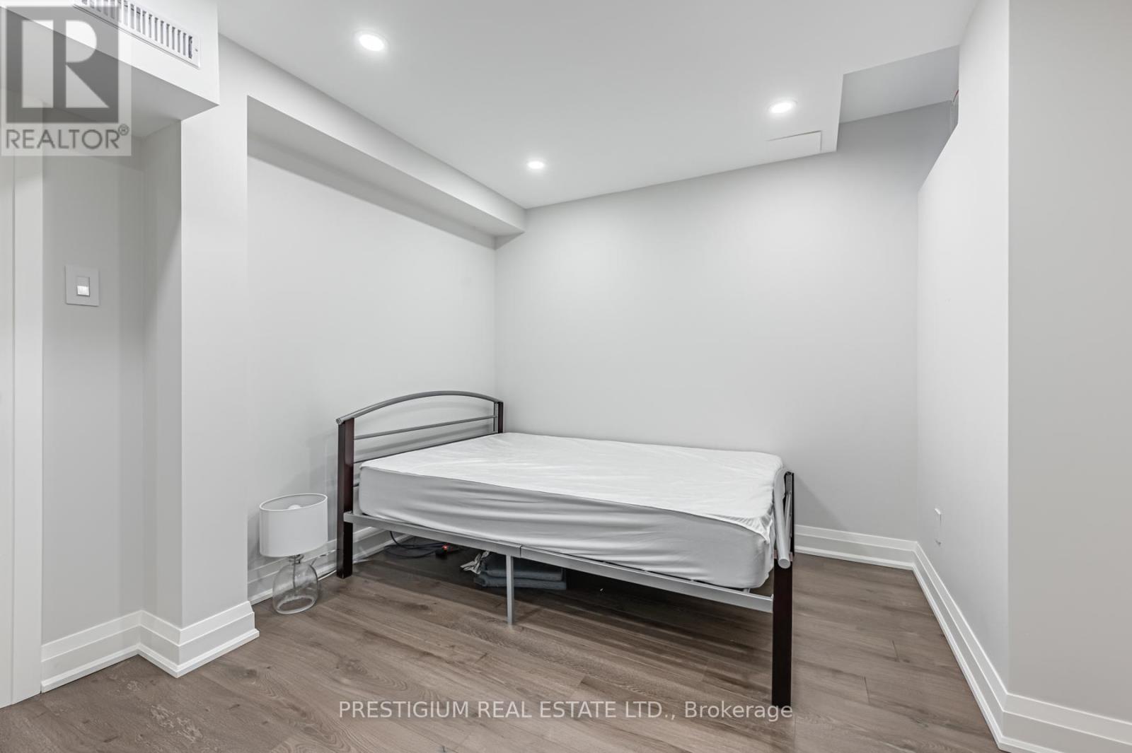 25 White Beach Crescent, Vaughan, Ontario  L6A 4K6 - Photo 36 - N12710884