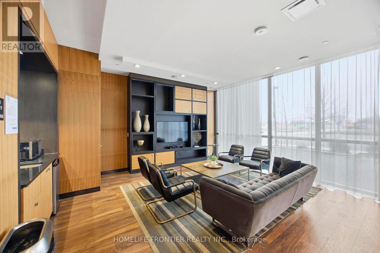 210 - 17 Zorra Street, Toronto, Ontario  M8Z 0C8 - Photo 27 - W12710872