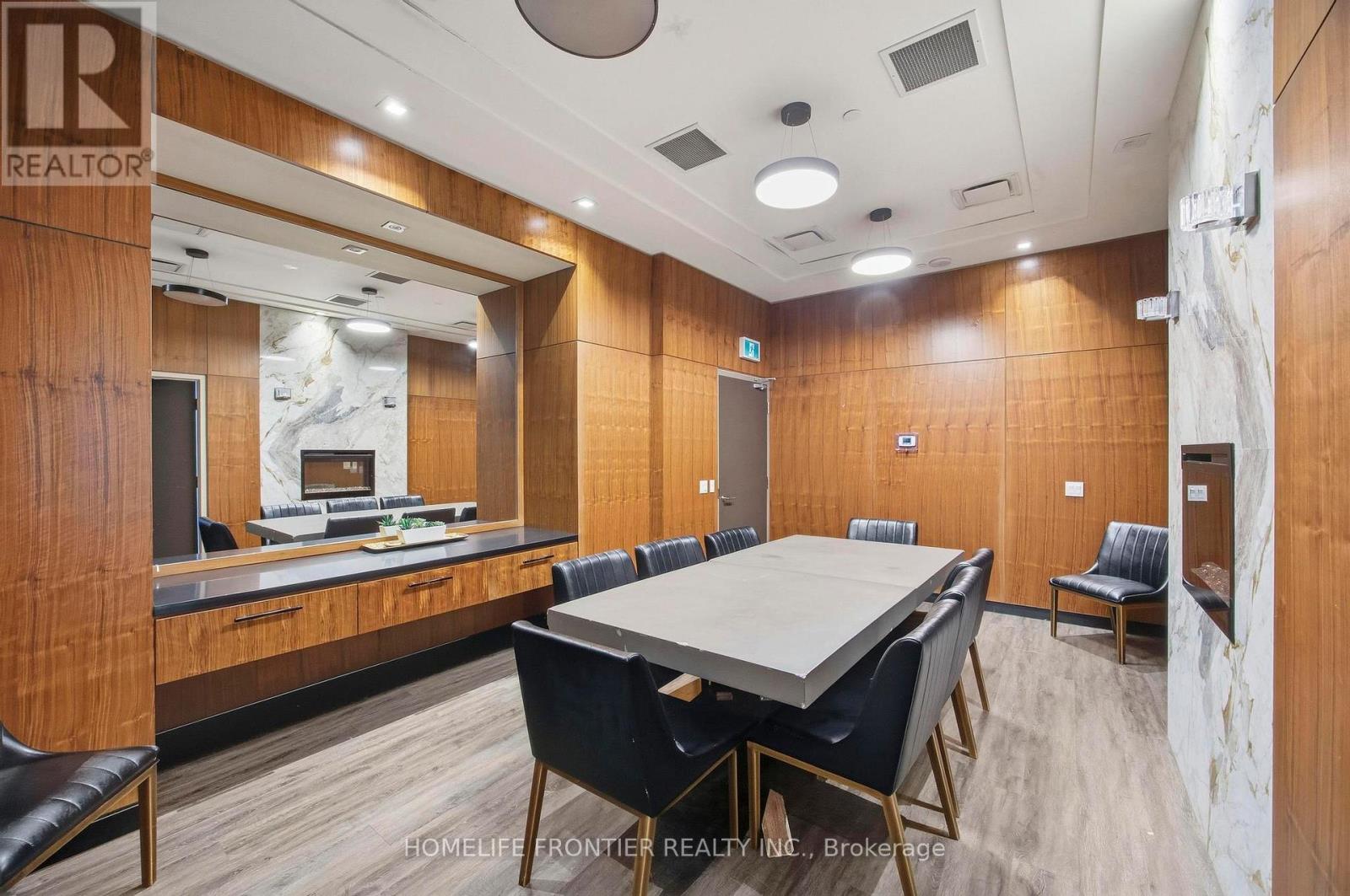 210 - 17 Zorra Street, Toronto, Ontario  M8Z 0C8 - Photo 20 - W12710872