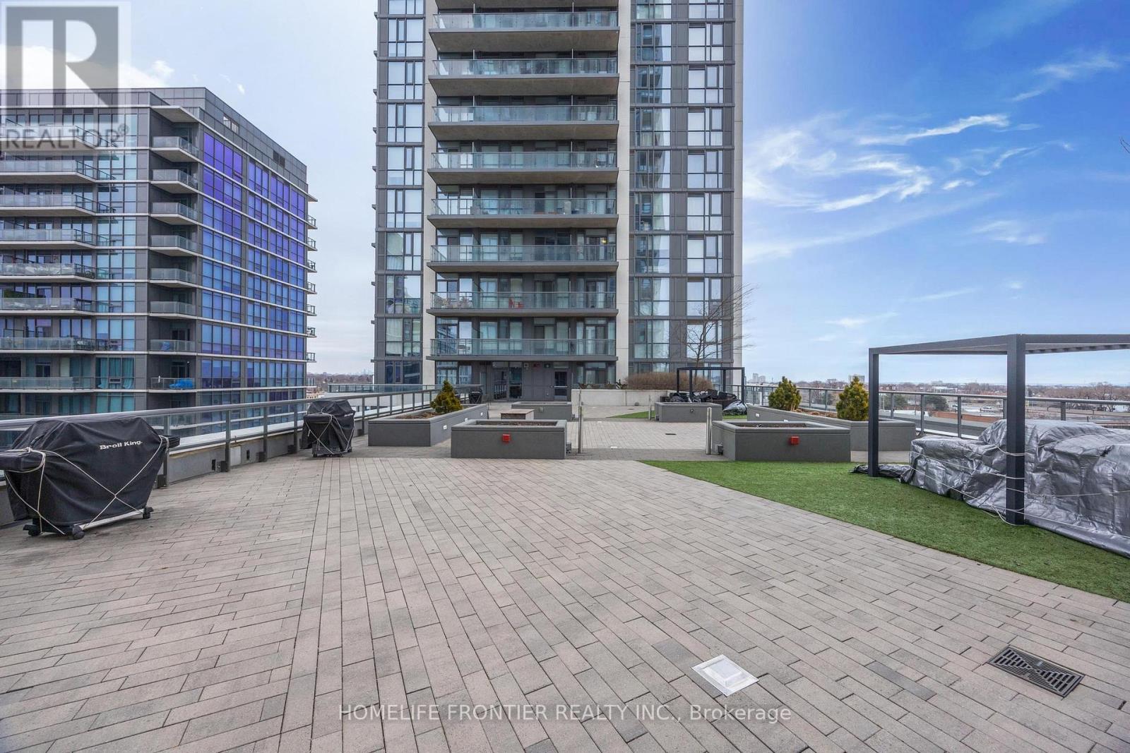 210 - 17 Zorra Street, Toronto, Ontario  M8Z 0C8 - Photo 31 - W12710872