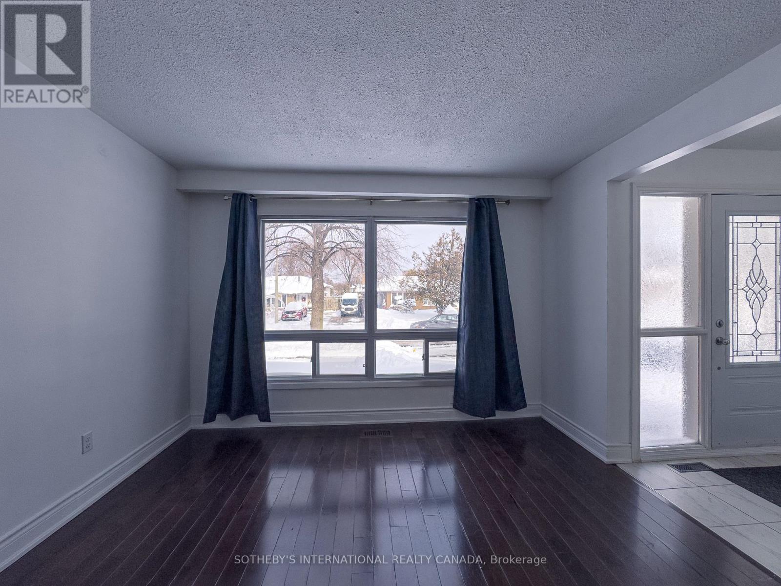 Upper - 3240 Trisha Downs, Mississauga, Ontario  L5A 2A7 - Photo 8 - W12710882