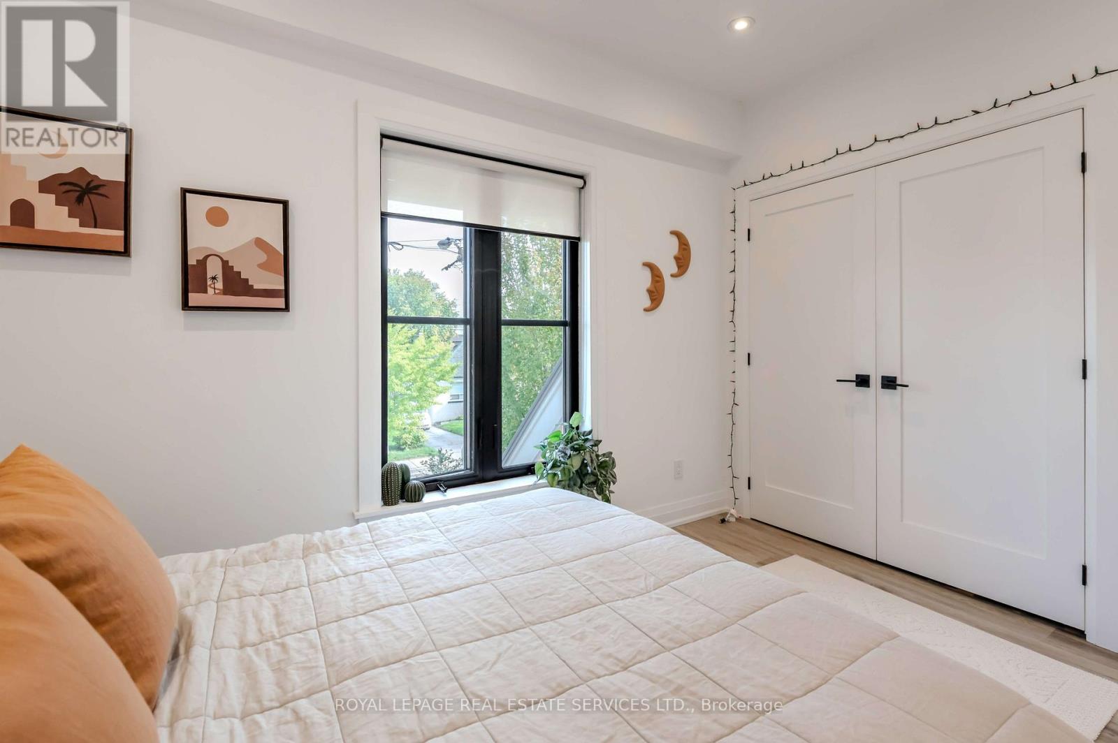 18 Milton Street, Toronto, Ontario  M8Y 2X5 - Photo 20 - W12710902