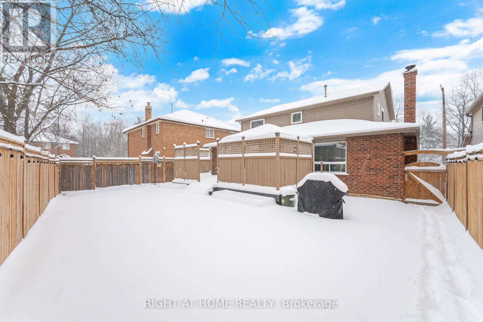 2072 Headon Road, Burlington, Ontario  L7M 4G3 - Photo 18 - W12710904