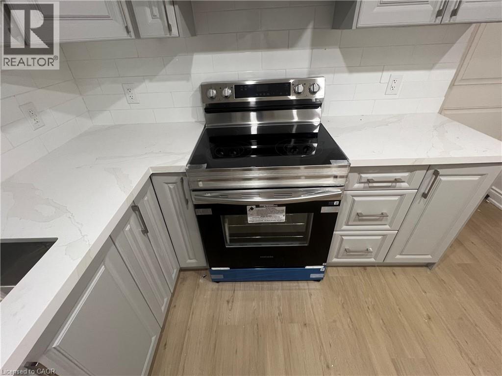 29 Bowman Crescent Unit# 2, Thorold, Ontario  L2V 0G3 - Photo 2 - 40799597