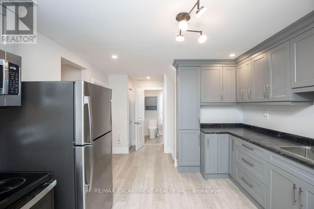 2 - 22 Prospect Street S, Hamilton, Ontario  L8M 2Z1 - Photo 21 - X12710926